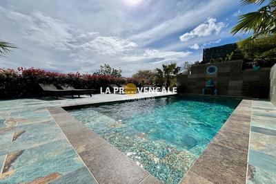 Villa - 150 m² - 5 pièces