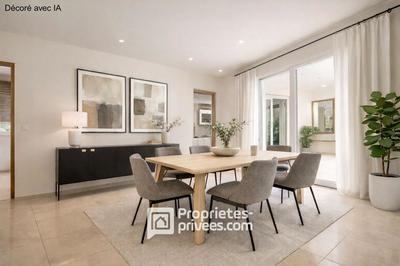 Propriété - 330 m² - 10 pièces