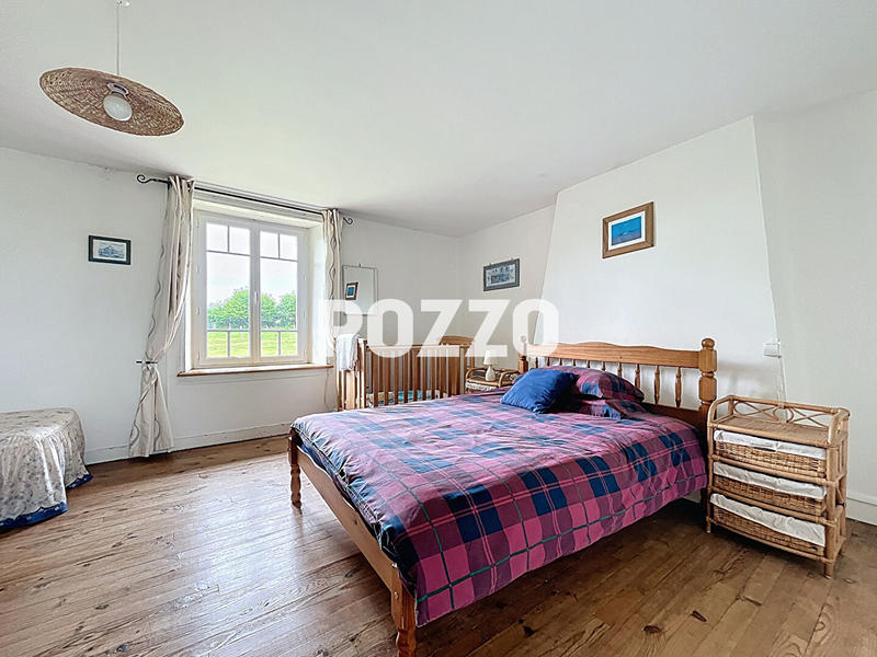 Maison - 187 m² - 7 pièces