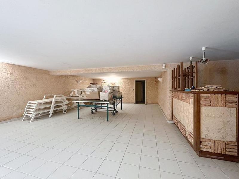 Maison - 362 m² - 5 pièces