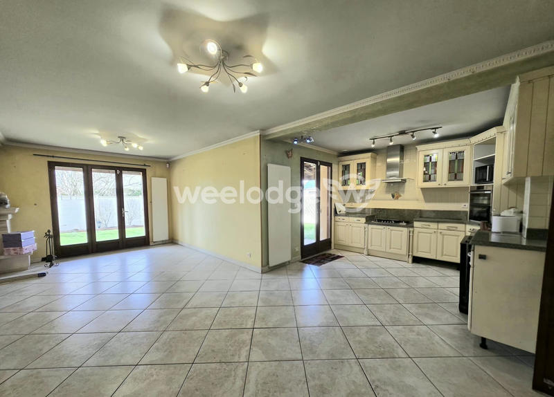 Maison - 97 m² - 4 pièces