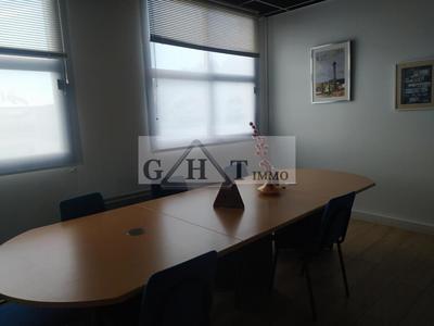 Entrepôt - 1 150 m²