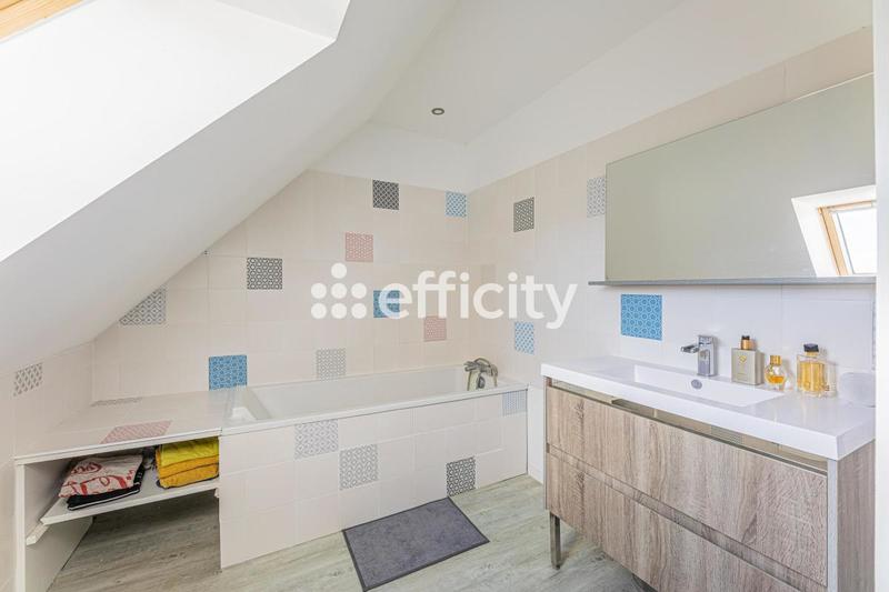 Pavillon - 158 m² - 5 pièces