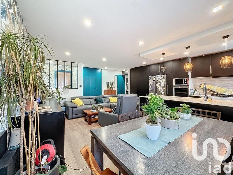 Appartement - 81 m² - 4 pièces