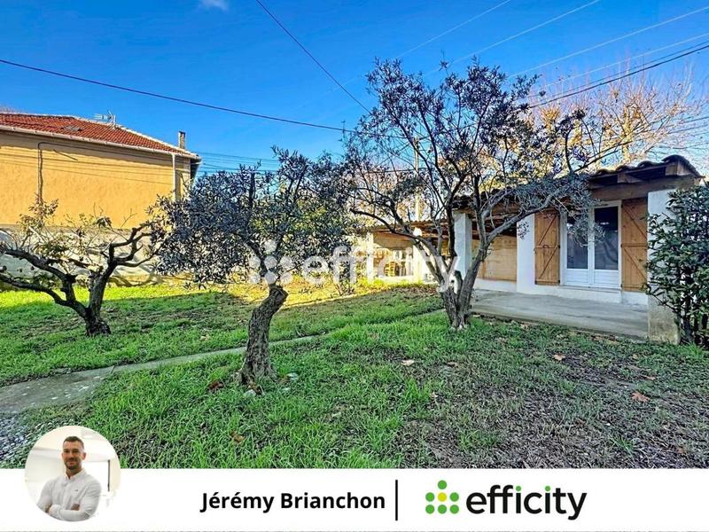 Pavillon - 160 m² - 6 pièces