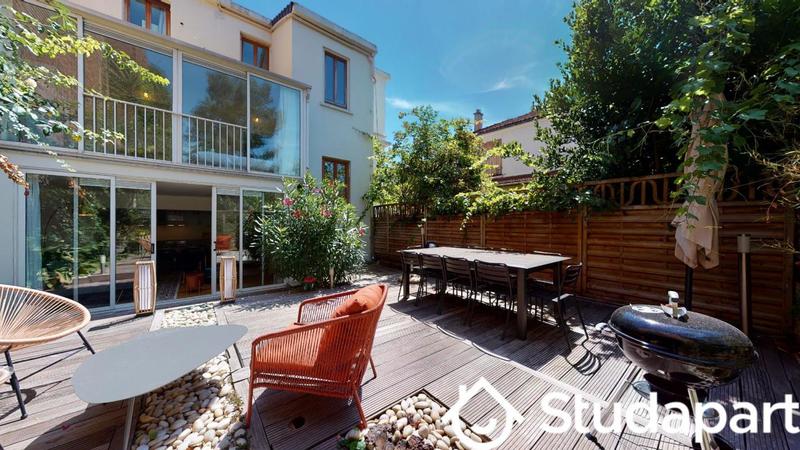 Chambre - 9 m² - 1 pièce