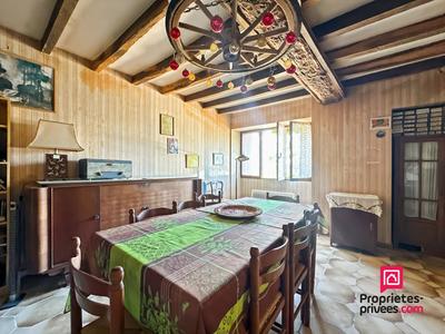 Maison - 150 m² - 8 pièces