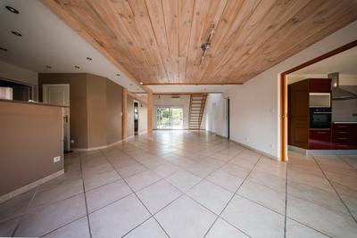 Maison - 170 m² - 7 pièces