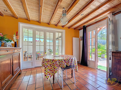 Maison - 134 m² - 6 pièces