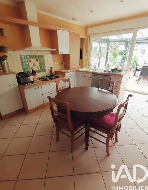 Maison - 150 m² - 9 pièces