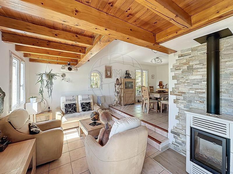 Maison - 158 m² - 6 pièces