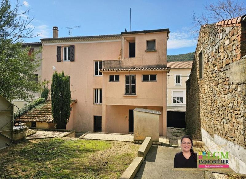 Maison - 240 m² - 7 pièces
