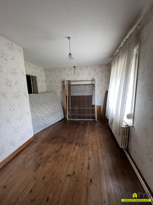 Maison - 88 m² - 5 pièces