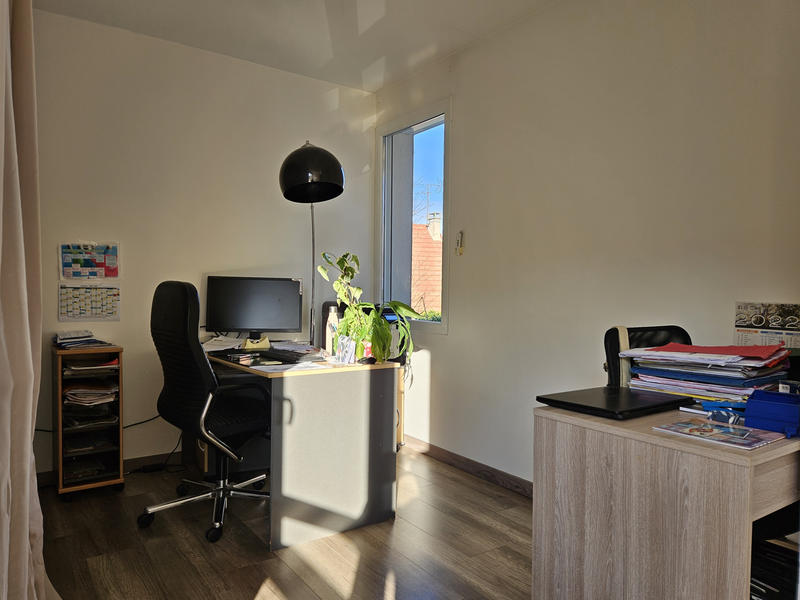 Maison - 102 m² - 5 pièces