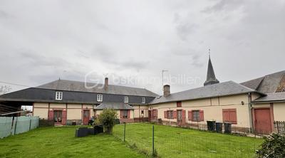 Maison - 248 m² - 10 pièces