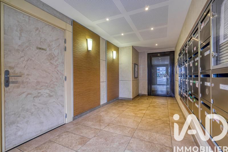 Appartement - 79 m² - 4 pièces