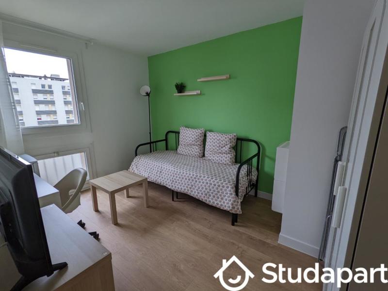 Chambre - 10 m² - 1 pièce