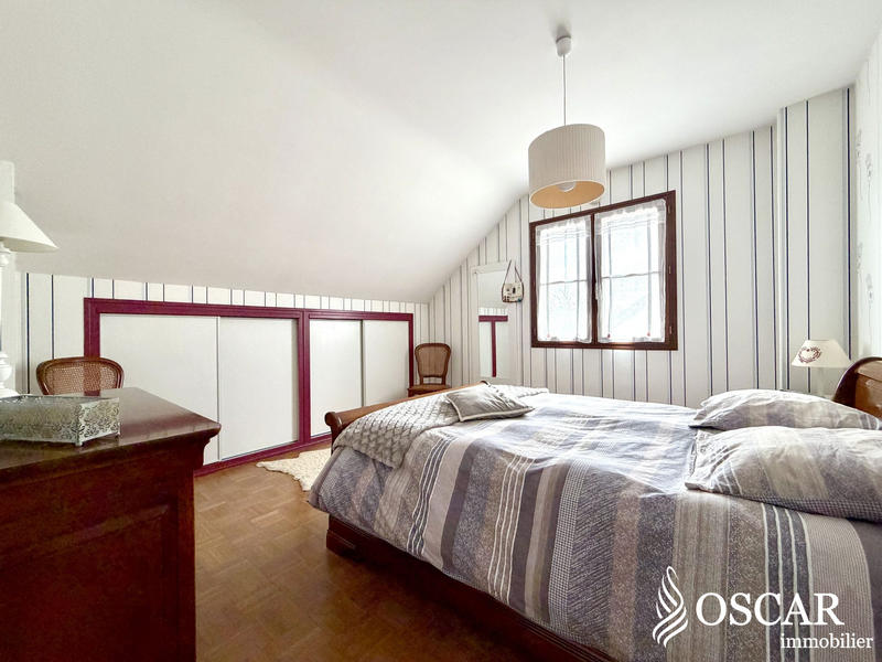 Maison - 129 m² - 7 pièces