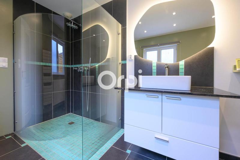 Maison - 103 m² - 4 pièces