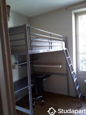 Chambre - 12 m² - 1 pièce