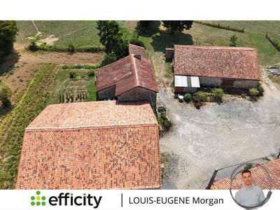 Corps de ferme - 565 m² - 10 pièces