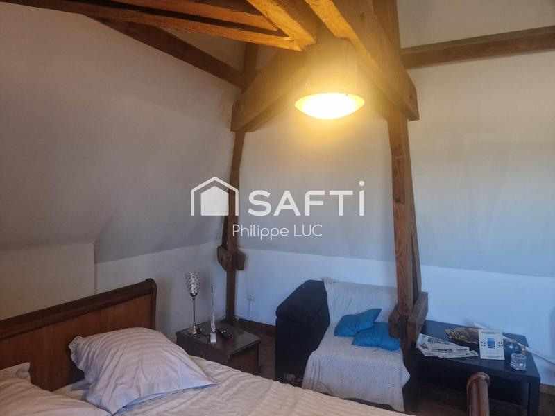 Maison de maîtres - 212 m² - 12 pièces