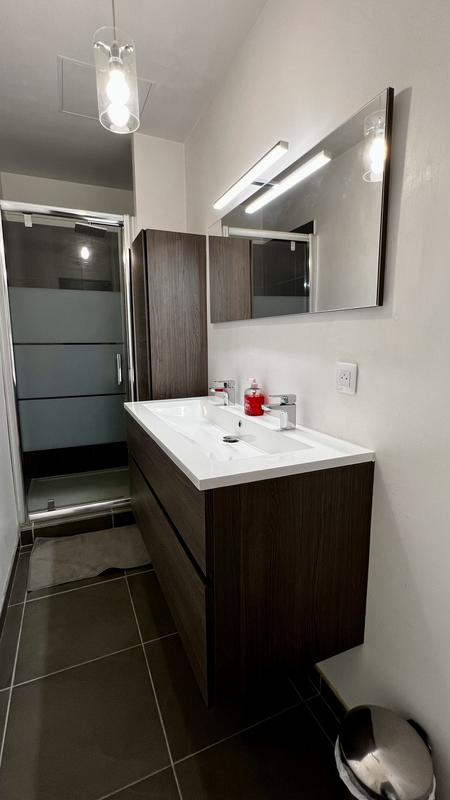 Maison - 300 m² - 8 pièces