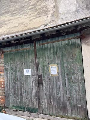 Parking / Garage - 14 m²