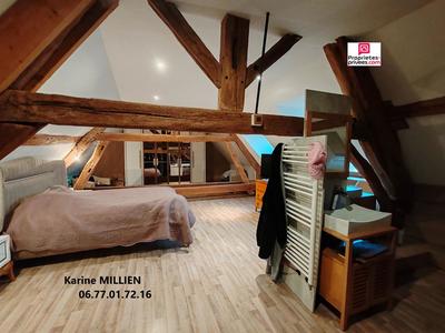 Maison - 255 m² - 8 pièces