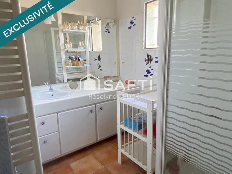 Maison - 223 m² - 8 pièces