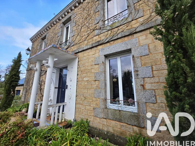 Maison - 156 m² - 7 pièces