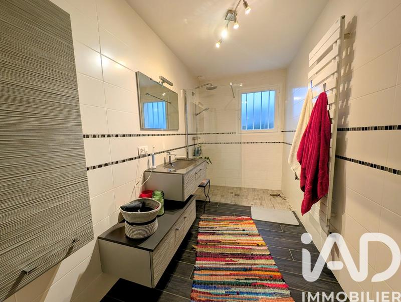 Maison - 125 m² - 5 pièces