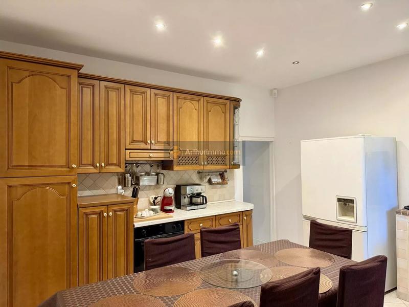 Appartement - 79 m² - 4 pièces