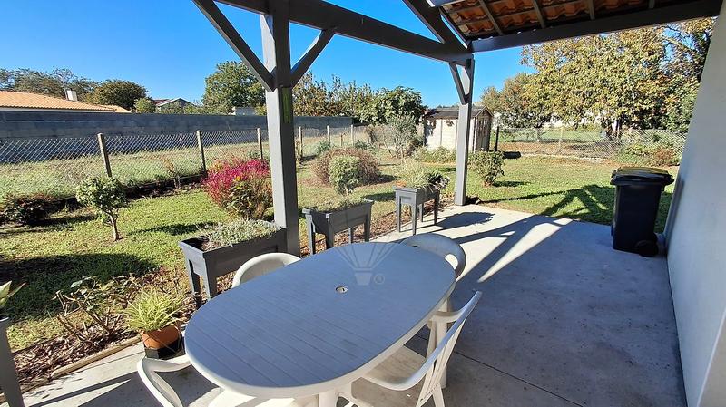 Maison - 83 m² - 3 pièces