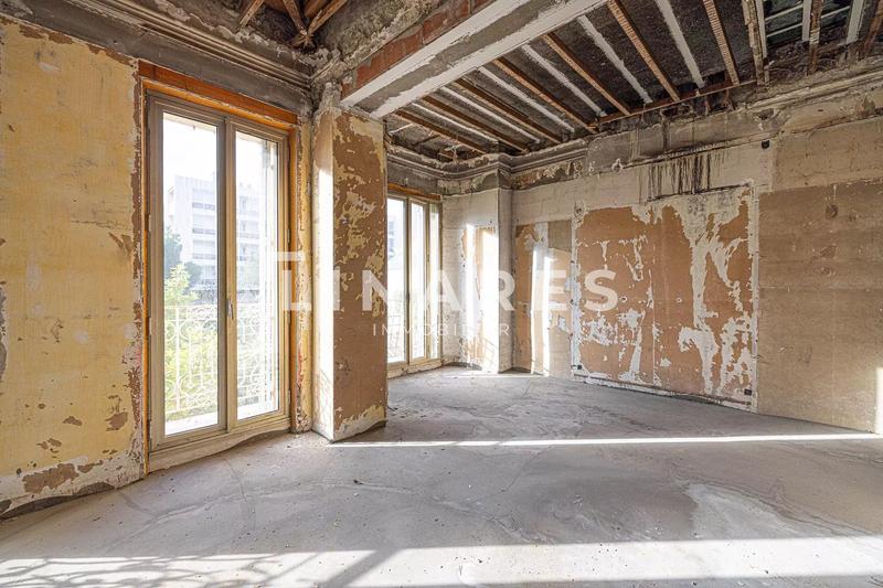 Hôtel particulier - 330 m² - 8 pièces