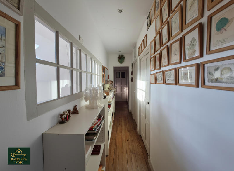 Propriété - 193 m² - 8 pièces