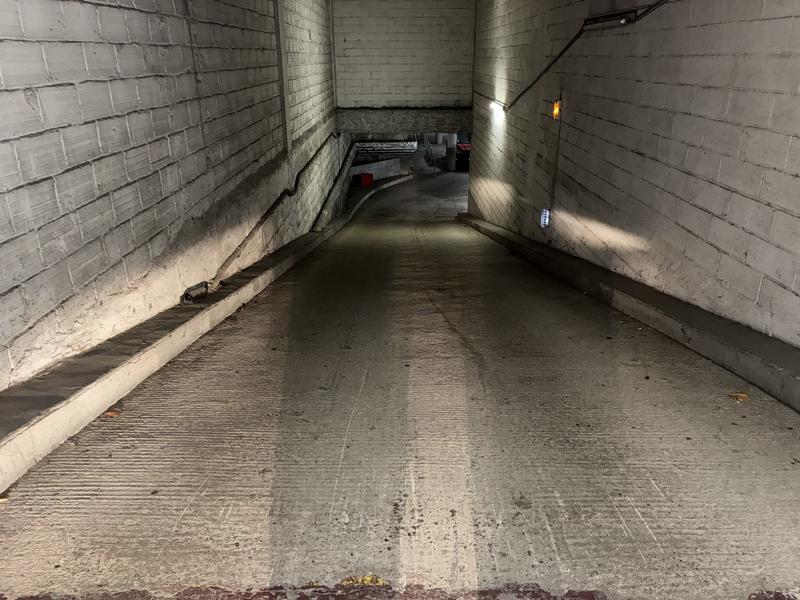 Parking / Garage - 66 m²