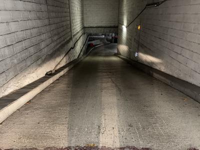 Parking / Garage - 66 m²