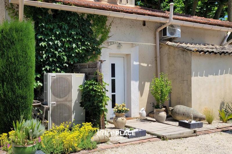 Propriété - 195 m² - 7 pièces