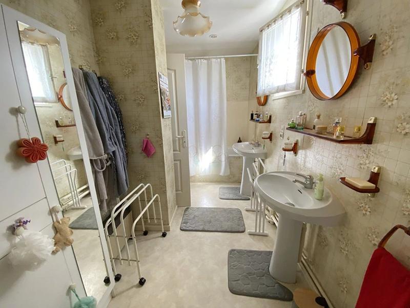 Maison - 103 m² - 5 pièces