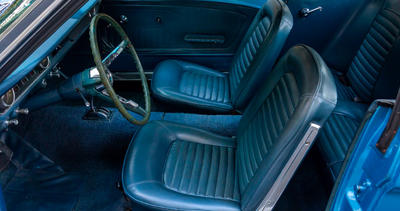 Ford Mustang V8 Full Blue