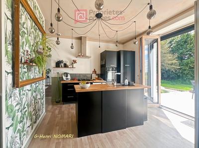 Maison - 170 m² - 6 pièces