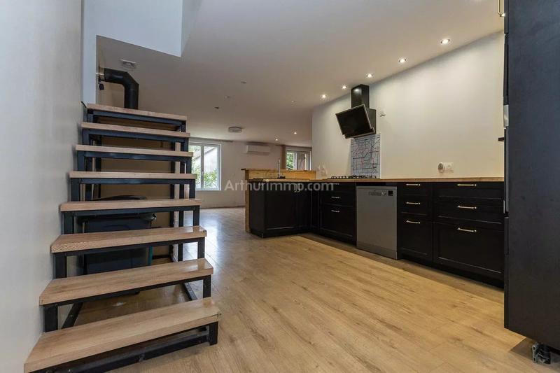 Maison - 140 m² - 5 pièces