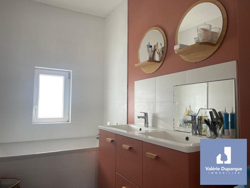 Maison - 104 m² - 4 pièces