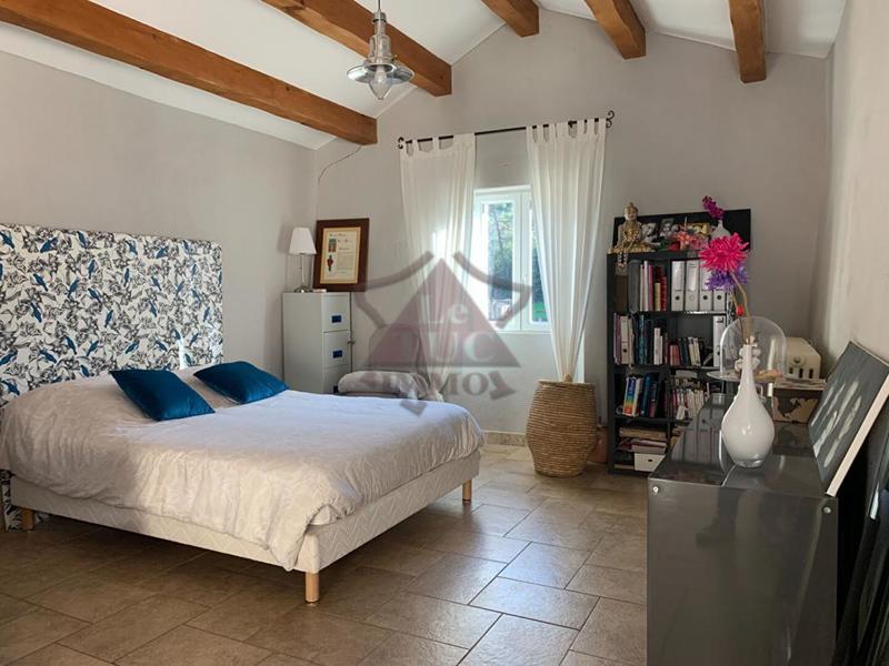 Maison provençale - 217 m² - 6 pièces