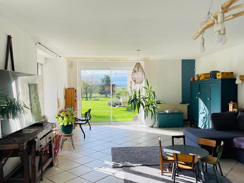 Maison - 222 m² - 6 pièces