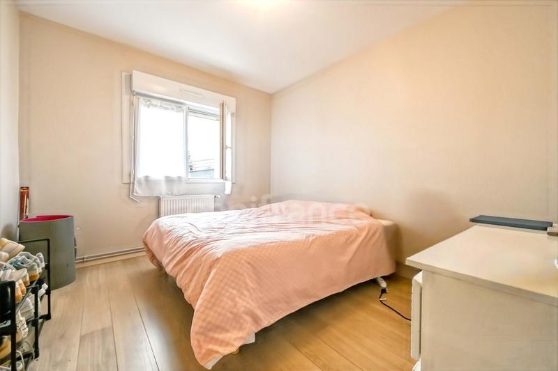 Maison - 98 m² - 6 pièces