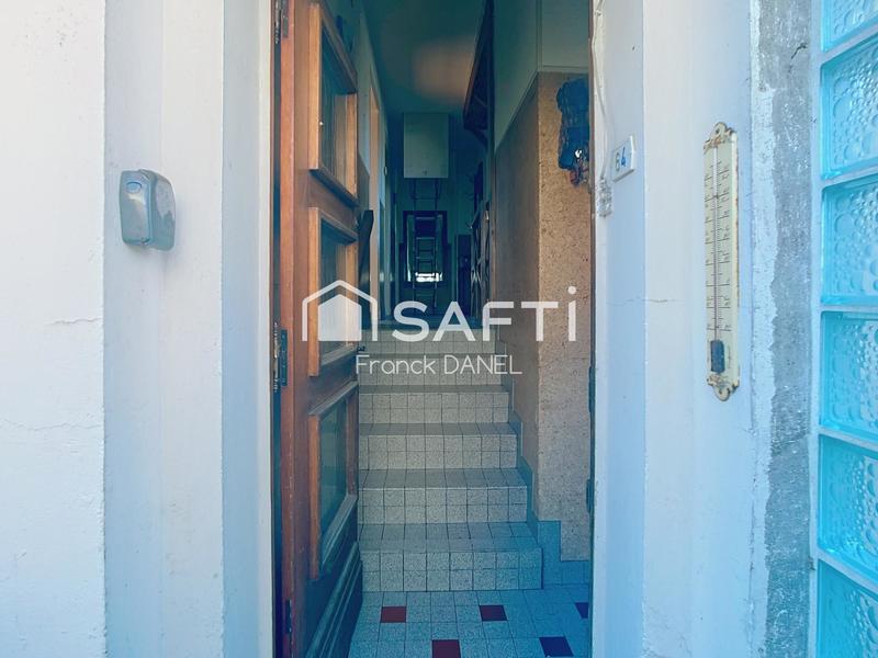 Maison - 141 m² - 9 pièces