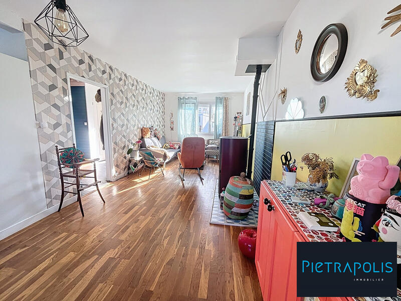 Maison - 101 m² - 4 pièces