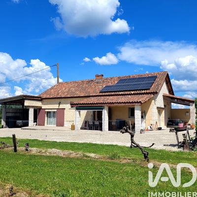 Maison - 101 m² - 4 pièces